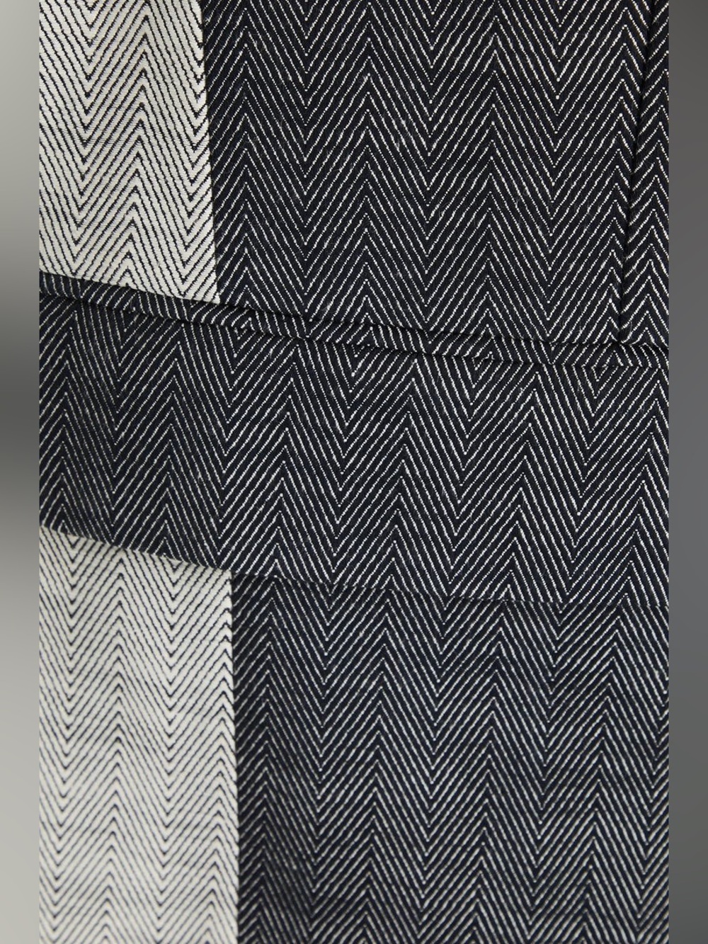 Remain Birger Christensen Oversized Two-Tone Herringbone Blazer power suit 4 - Picture 11 of 12